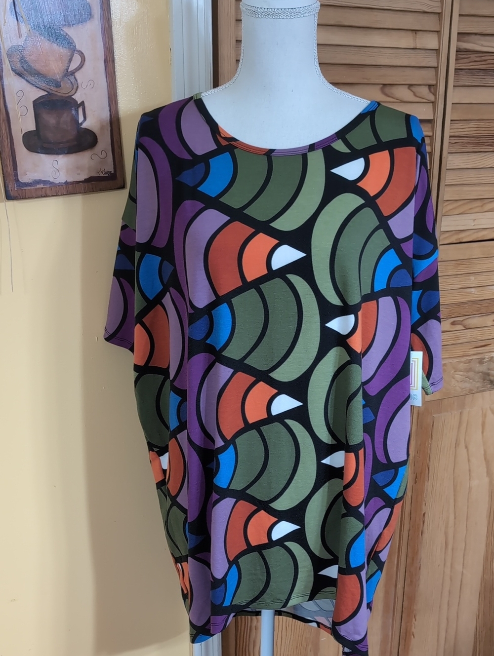 LULAROE IRMA Artsy Bright Multicolored Tunic Top M 12-14